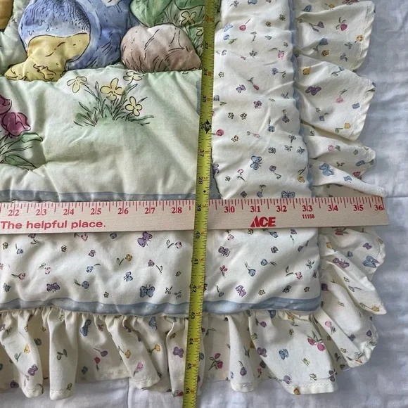 Vintage Disney Classic Honey Pot Winnie The Pooh Quilt Comforter Crib Toddler - Picture 14 of 14